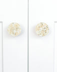 Pebbles | Light Oatmeal | 1.5" Circle Knob