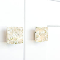 Pebbles | Light Oatmeal | 1.5" Square Knob