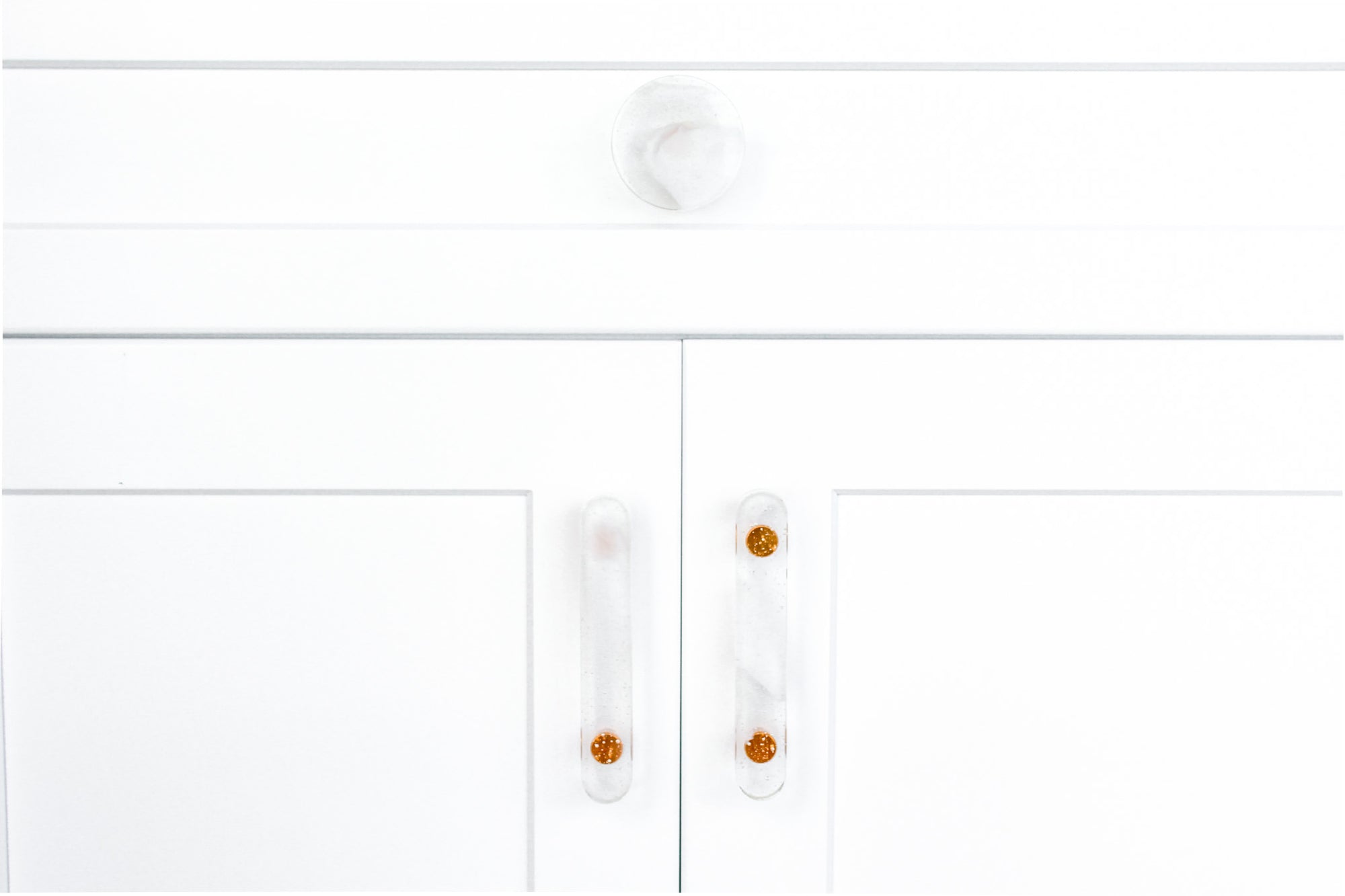 Glassia | Wispy White Glass Knob | 2.5" Circle