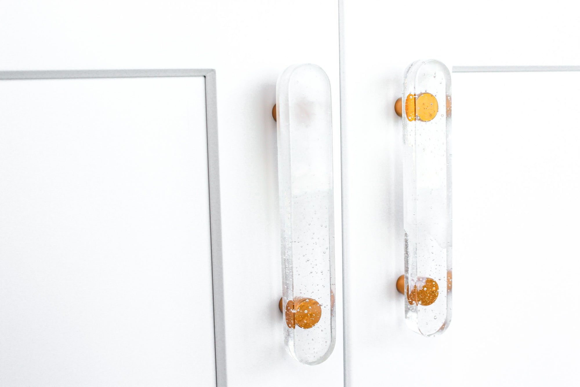 Glassia | Wispy White Glass Oblong Pull | 4” CC