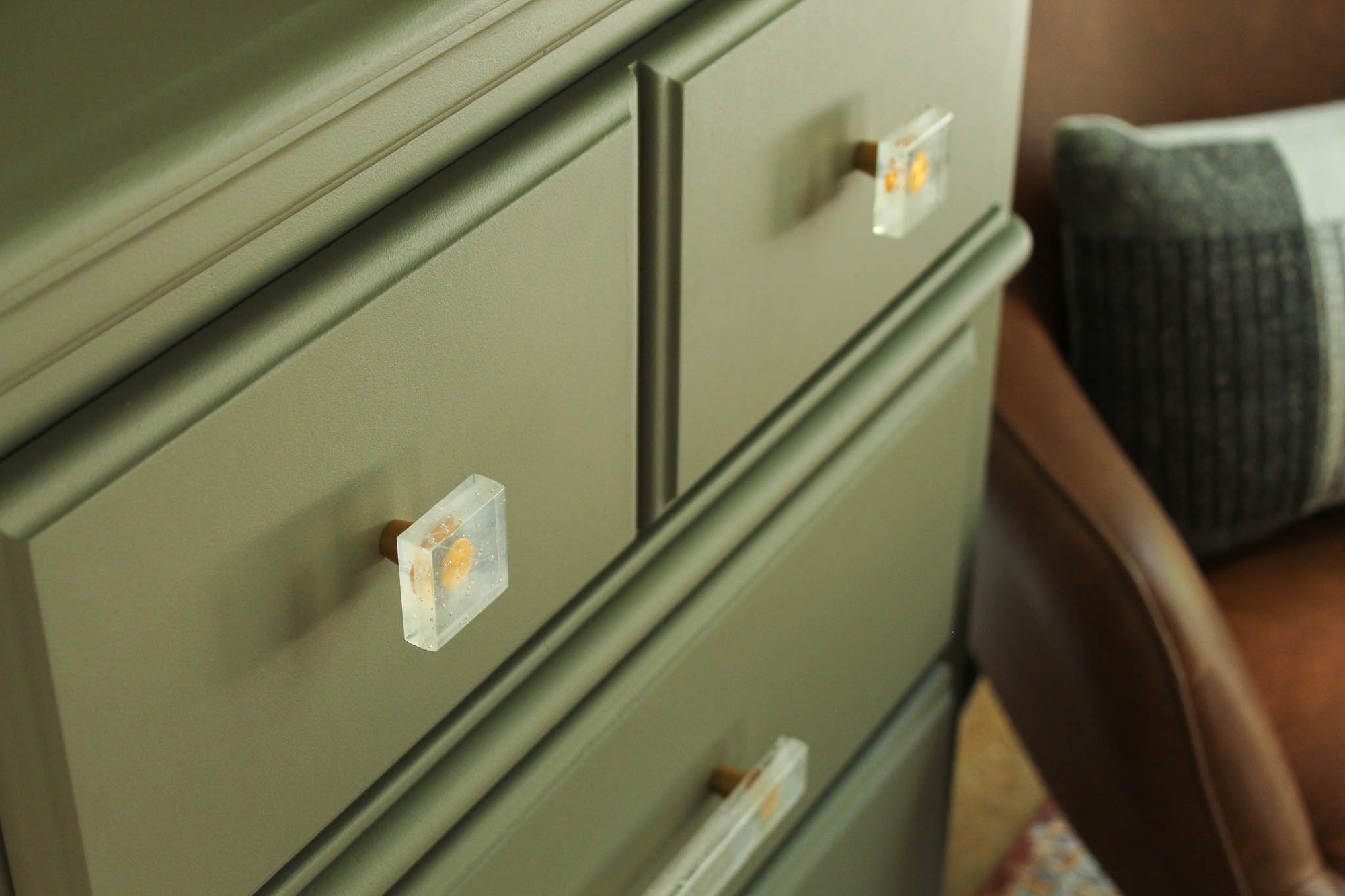 Glassia | Wispy White Glass Knob | 1.5" Square Knob